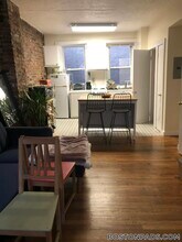 15 Garden St, Unit 2 in Boston, MA - Foto de edificio - Building Photo