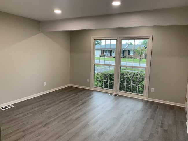 property at 671 Wiltshire Rd