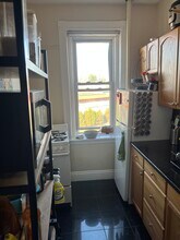 1177 Commonwealth Ave, Unit Com Ave in Boston, MA - Building Photo - Building Photo