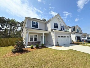 214 Man O War Ln in Hampstead, NC - Building Photo - Building Photo