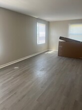 224 28th Avenue Pl NE, Unit B in Hickory, NC - Building Photo - Building Photo