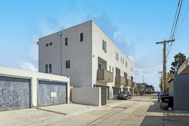 928 30th St in San Diego, CA - Building Photo - Building Photo