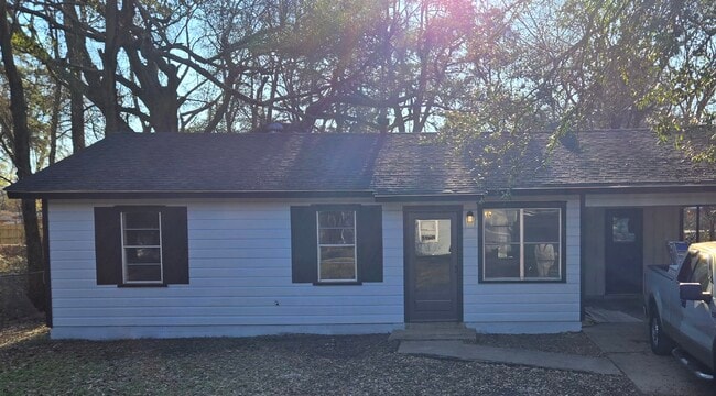 property at 1610 S 10th St