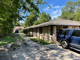 5607 Pickfair St, Unit A in Houston, TX - Building Photo