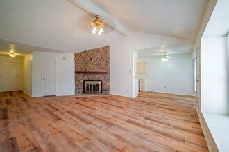 10906 Maple Rock Dr in Humble, TX - Building Photo - Building Photo