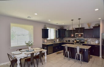 14447 Onnie Kirk Ave in El Paso, TX - Building Photo - Building Photo