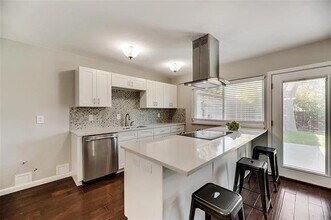 11505 Featherbrook Dr in Dallas, TX - Building Photo - Building Photo