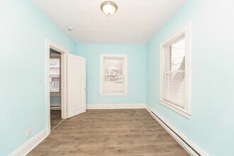 2174 W 103rd St in Cleveland, OH - Building Photo - Building Photo