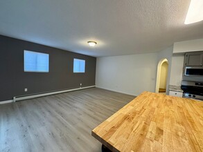 136 Trumpeter Ave in Soldotna, AK - Building Photo - Building Photo