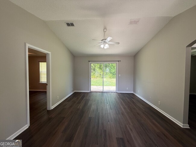 213 Aidan Ct in St. Marys, GA - Building Photo - Building Photo