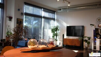 13320 Beach Ave in Los Angeles, CA - Building Photo - Building Photo