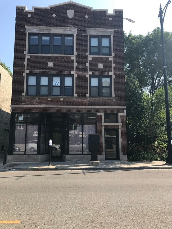 property at 2119 W North Ave