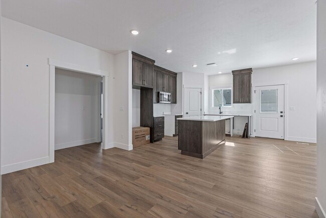 532 S Austin Ave in Sugar City, ID - Building Photo - Building Photo