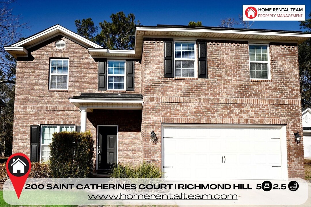 200 St Catherines Ct in Richmond Hill, GA - Building Photo