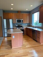 9920 1st Pl W in Everett, WA - Building Photo - Building Photo