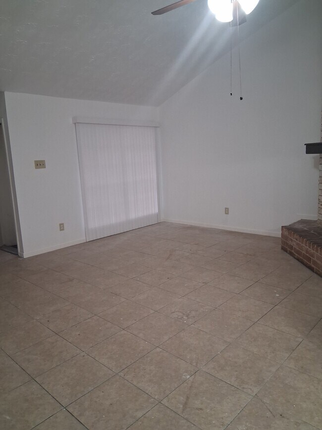 property at 6823 Castleview Ln