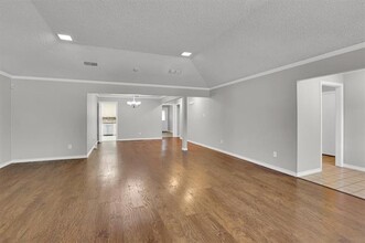 3908 Morman Ln in Addison, TX - Building Photo - Building Photo