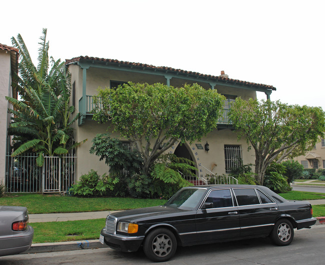 500 N Genesee Ave in Los Angeles, CA - Building Photo - Building Photo