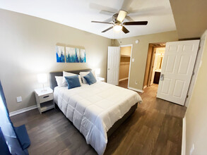 Melody Parc Residences in Dallas, TX - Building Photo - Building Photo