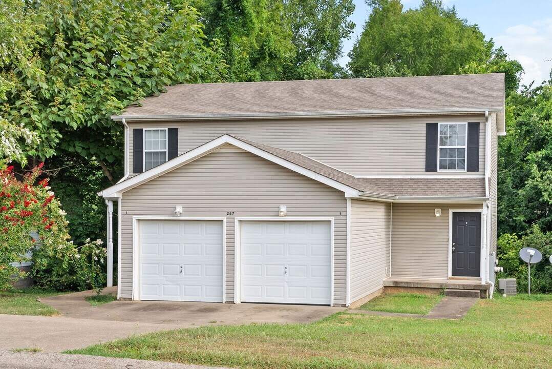 247 Senator Dr in Clarksville, TN - Building Photo