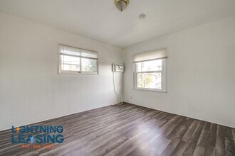 14759 Vanowen St in Los Angeles, CA - Building Photo - Building Photo