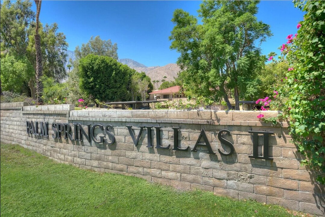 2820 N Arcadia Ct in Palm Springs, CA - Building Photo