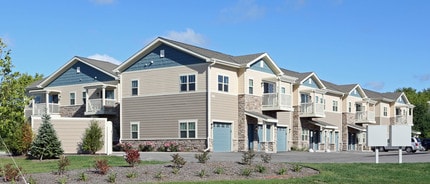 Clearwater Apartments in Waukesha, WI - Building Photo - Building Photo