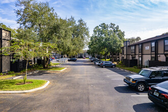 Tampa Bay Apartments in Tampa, FL - Building Photo - Building Photo