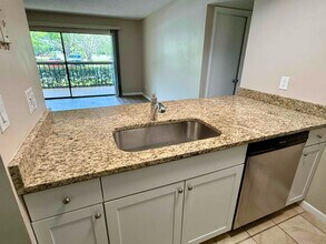 838 NW Fork Rd in Stuart, FL - Building Photo - Building Photo