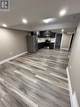 11 Elverton Cres in Brampton, ON - Building Photo - Building Photo