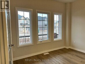 1013 Kraft Rd N in Fort Erie, ON - Building Photo - Building Photo