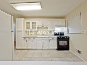 928 Broad St in Hueytown, AL - Building Photo - Building Photo