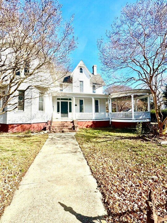 901 Locust St in Cambridge, MD - Building Photo