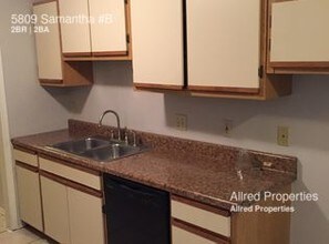 5809 Samantha St-Unit -B in Fayetteville, AR - Building Photo - Building Photo