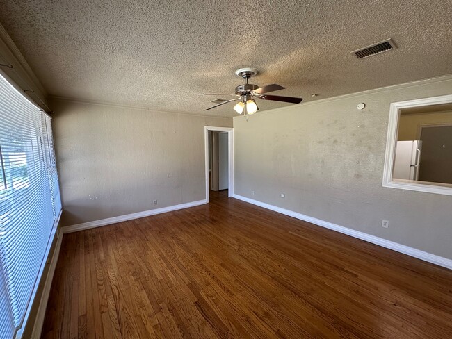 3315 31st St in Lubbock, TX - Building Photo - Building Photo