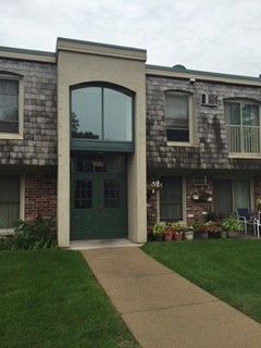 906 9th Ave S in Hopkins, MN - Building Photo