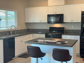 26423 Rediron Ct in Menifee, CA - Building Photo - Building Photo