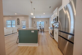 328 Peeler Cir in Raeford, NC - Building Photo - Building Photo