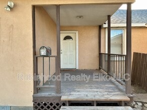 385 Fir St in Elko, NV - Building Photo - Building Photo