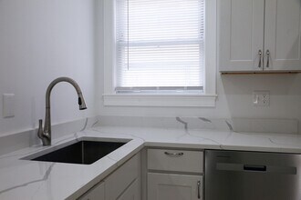 337 Centre St in Boston, MA - Building Photo - Building Photo