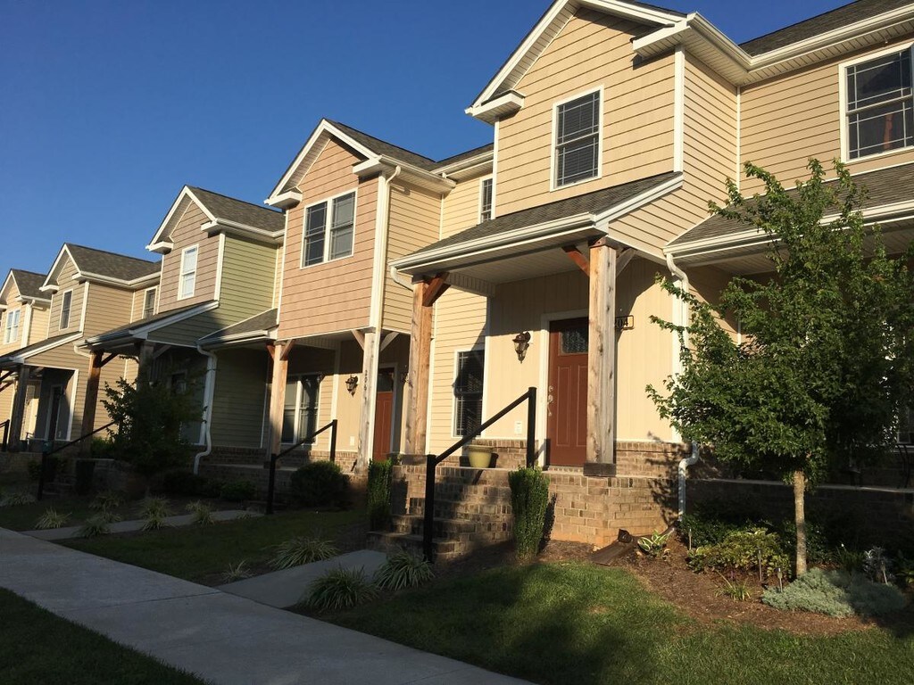 204 Capital St Rentals in Lynchburg, VA