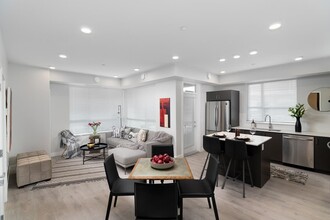 Proxima in Kelowna, BC - Building Photo - Building Photo