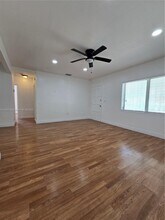 3417 SW 25th Ter in Miami, FL - Building Photo - Building Photo