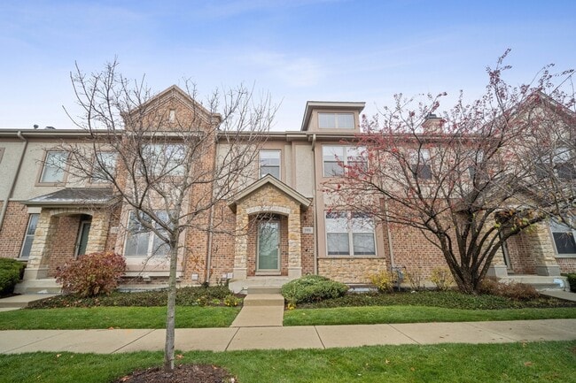 property at 1950 Beaumont Pl