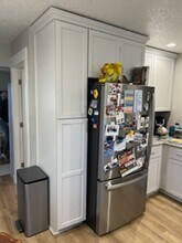 35 Brook Cir in Pella, IA - Building Photo - Building Photo