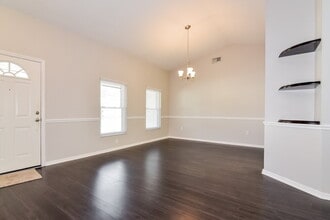 948 Wicketrun Dr in Brandon, FL - Building Photo - Building Photo