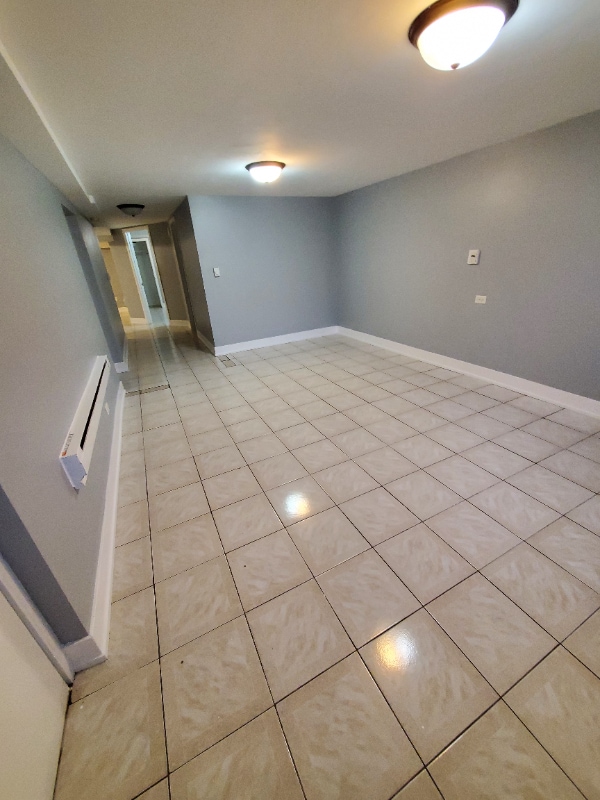 6440 W Montrose Ave in Harwood Heights, IL - Building Photo - Building Photo