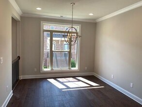 316 Marlowe Aly in Johns Creek, GA - Building Photo - Building Photo