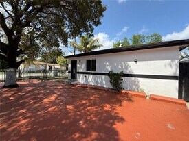 3815 NW 13th Ave in Miami, FL - Building Photo