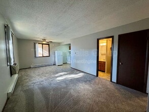 2402 Marquette Rd in Peru, IL - Building Photo - Building Photo